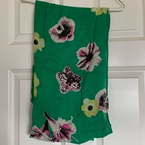 🌺 J Crew scarf perfect for summer
